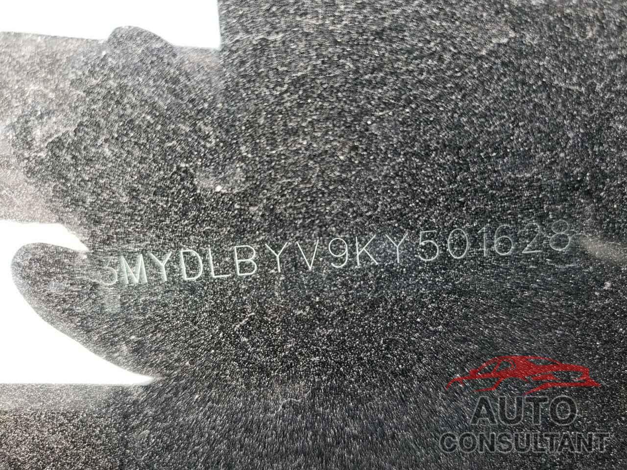 TOYOTA YARIS 2019 - 3MYDLBYV9KY501628