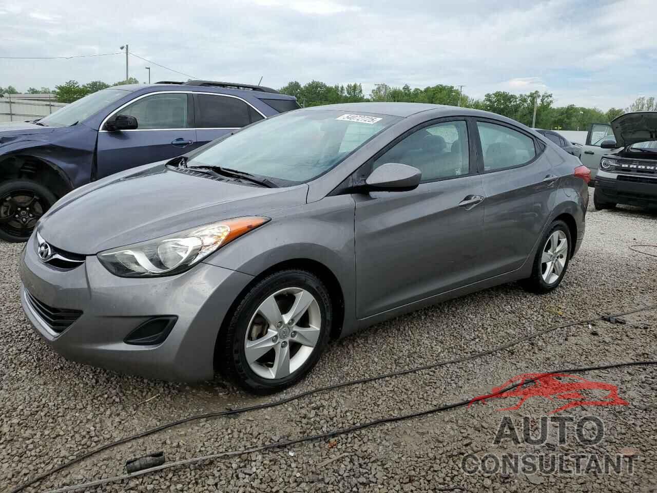 HYUNDAI ELANTRA 2013 - 5NPDH4AE9DH252852
