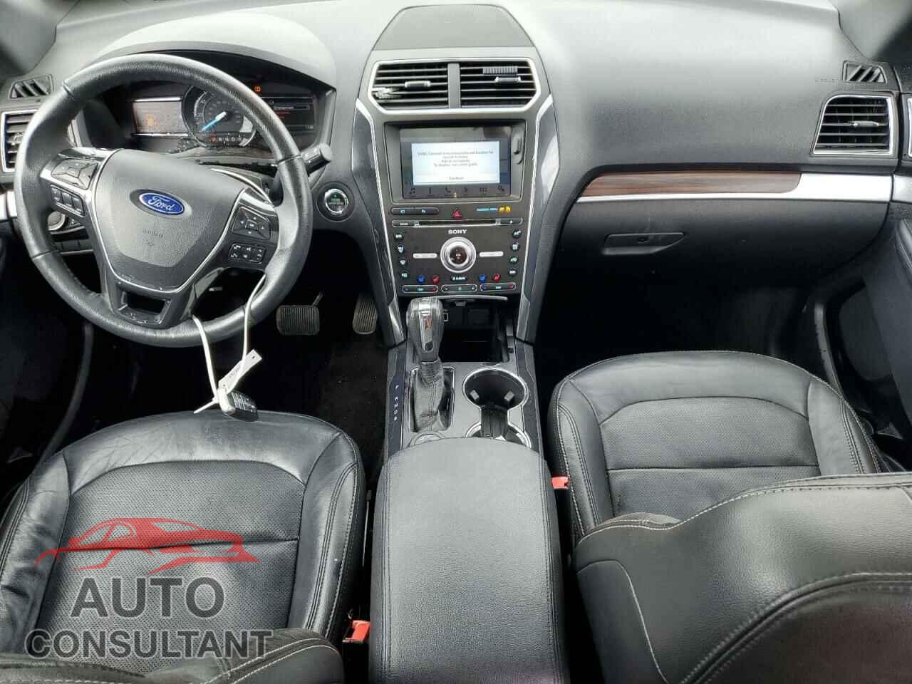 FORD EXPLORER 2018 - 1FM5K8F8XJGB58006