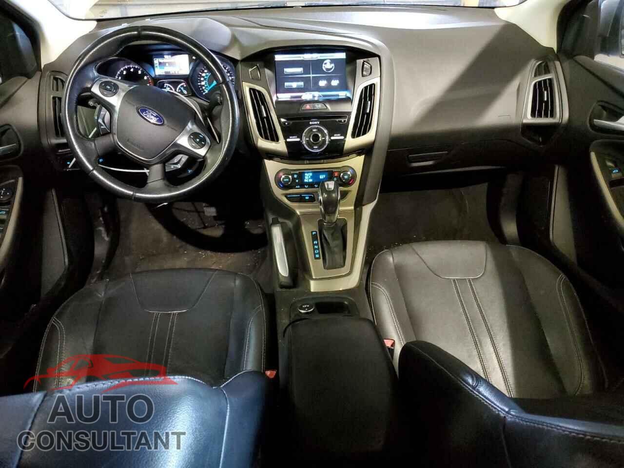 FORD FOCUS 2012 - 1FAHP3H25CL360847