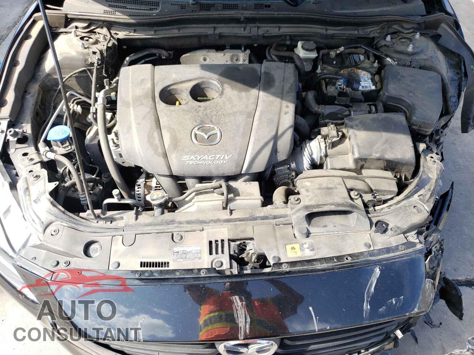 MAZDA 3 2017 - 3MZBN1U7XHM113774