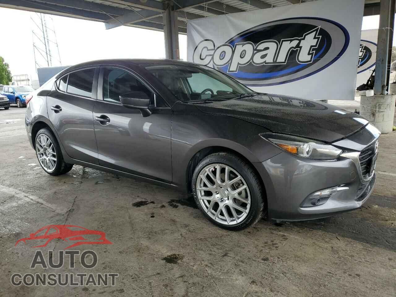 MAZDA 3 2018 - 3MZBN1W39JM264010