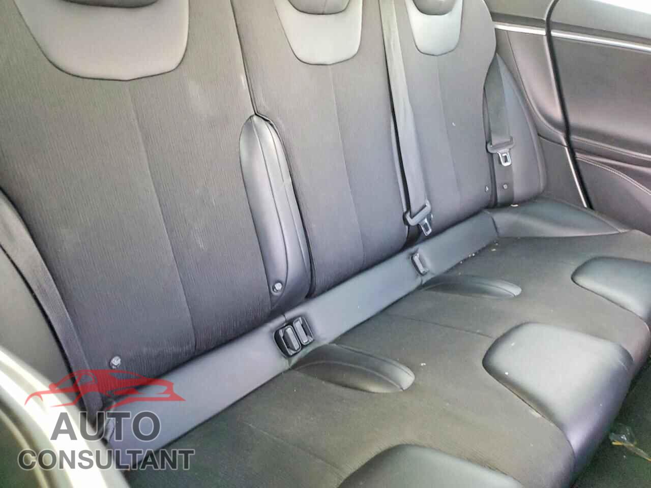 TESLA MODEL S 2016 - 5YJSA1E16GF161090