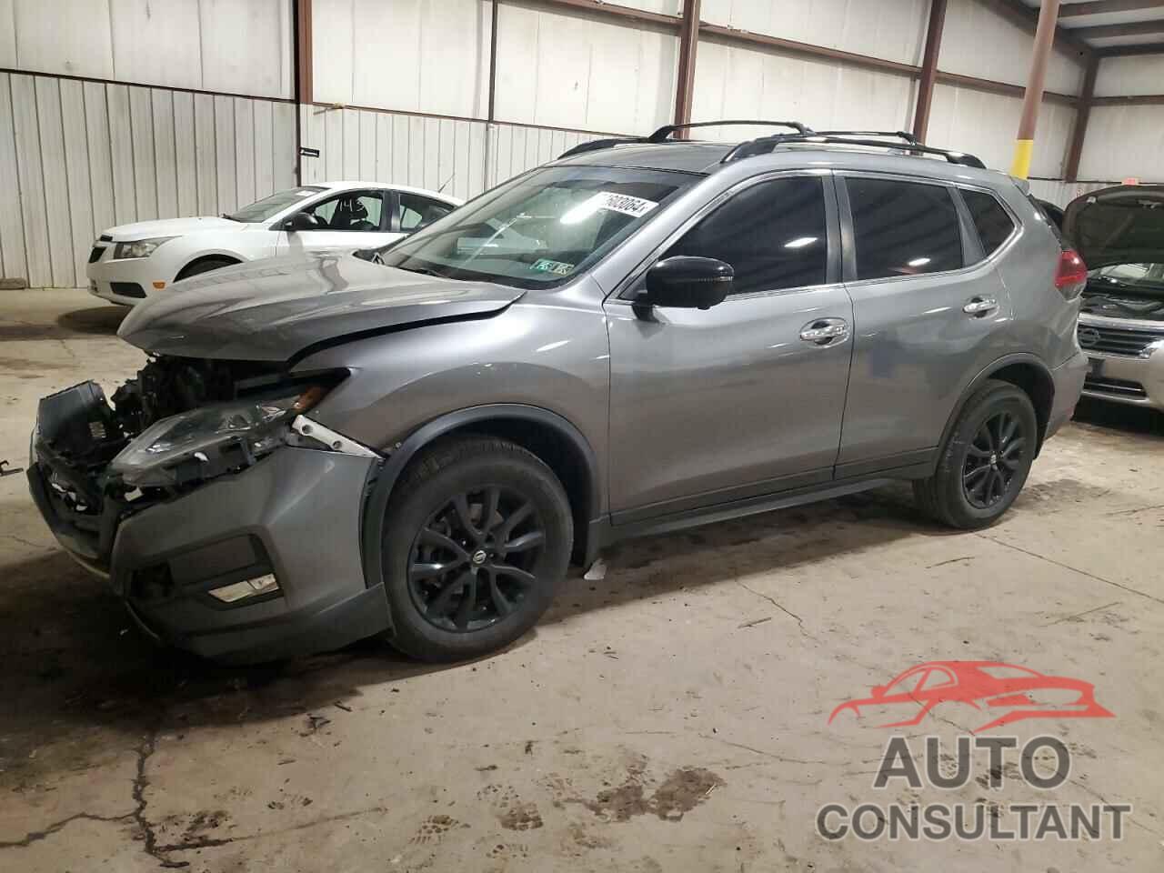 NISSAN ROGUE 2018 - 5N1AT2MV8JC756703