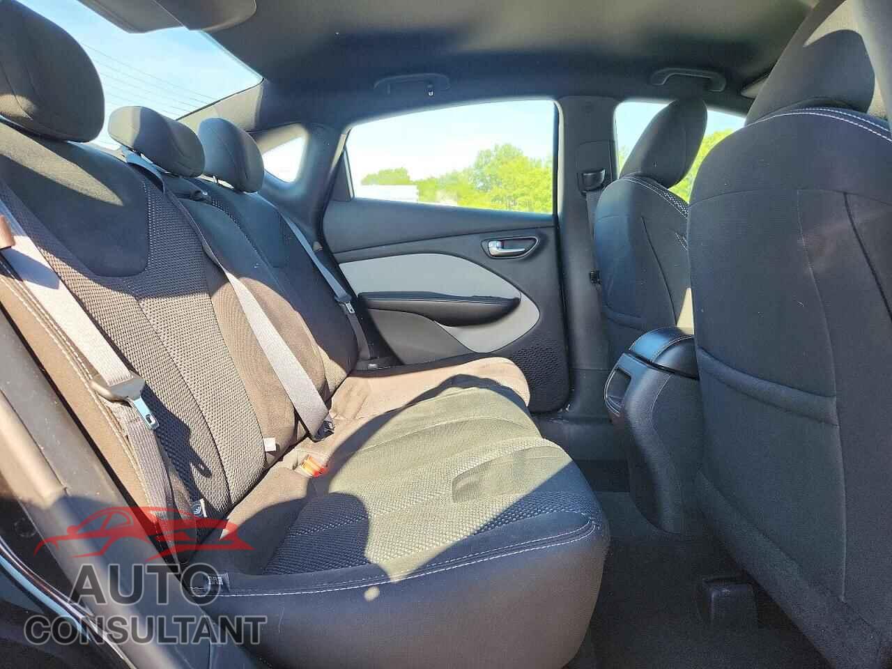 DODGE DART 2015 - 1C3CDFBBXFD422317