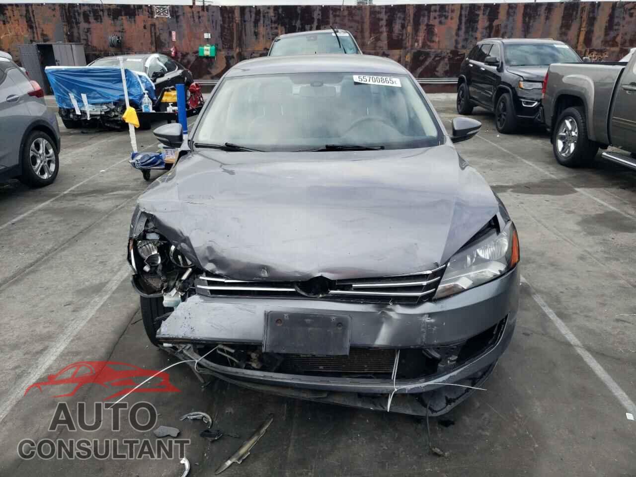 VOLKSWAGEN PASSAT 2012 - 1VWAP7A36CC024045