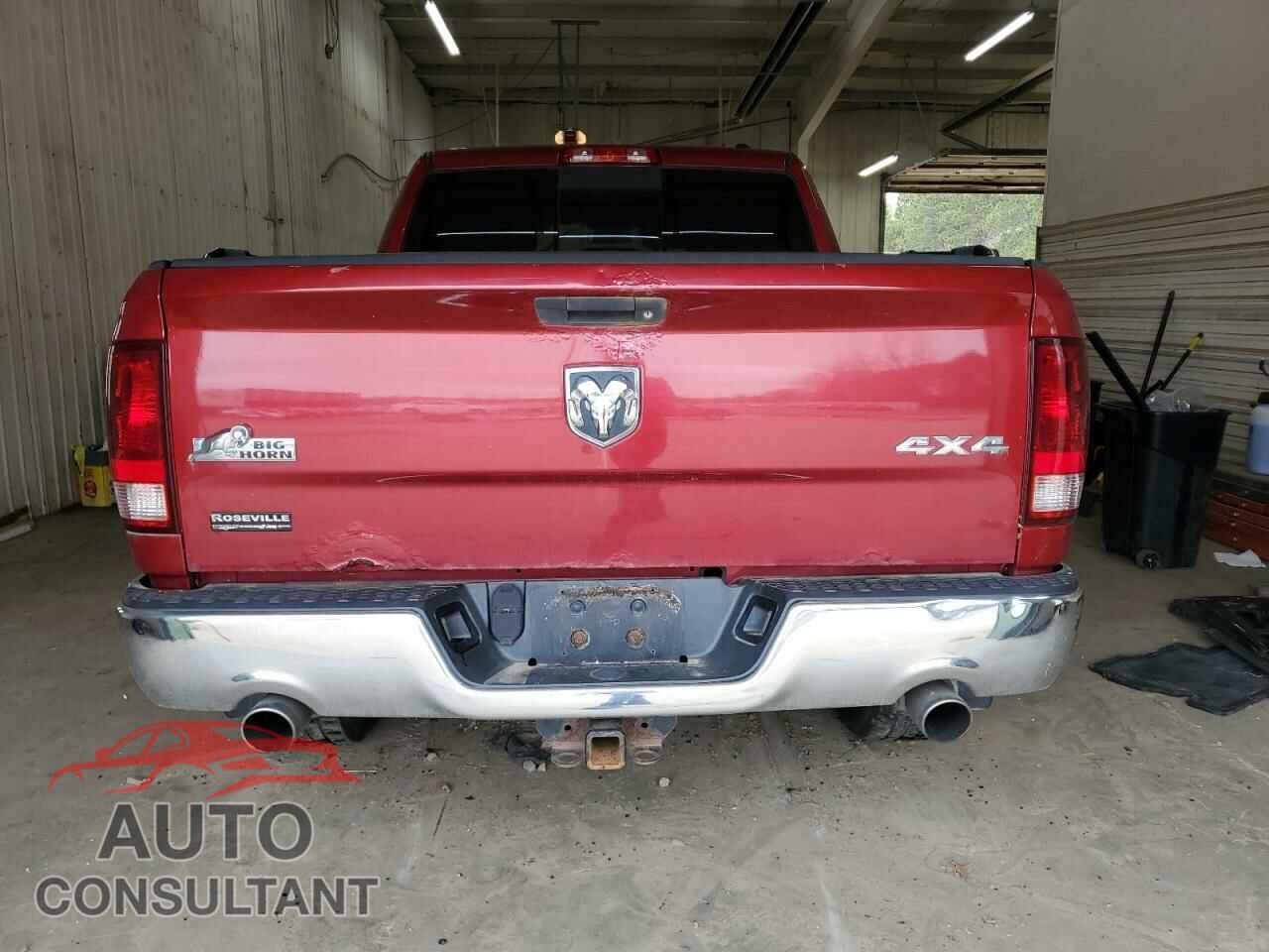 DODGE RAM 1500 2012 - 1C6RD7LT5CS284994