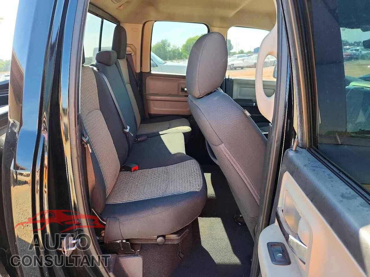 DODGE RAM 1500 2012 - 1C6RD7GT3CS317534