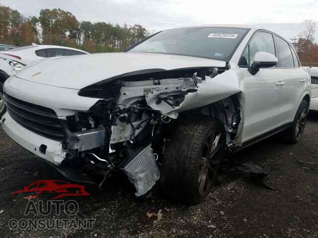 PORSCHE CAYENNE 2019 - WP1AA2AY5KDA03875