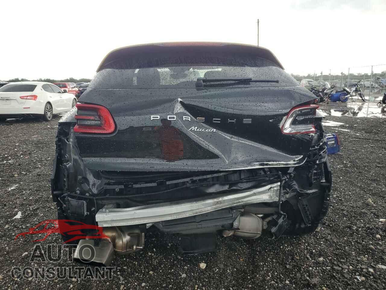 PORSCHE MACAN 2017 - WP1AA2A58HLB82658