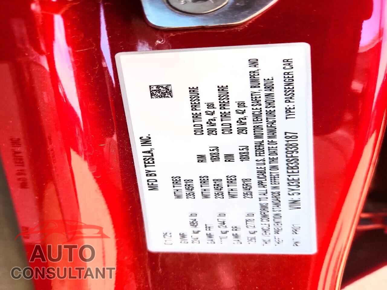 TESLA MODEL 3 2025 - 5YJ3E1EB3SF938187