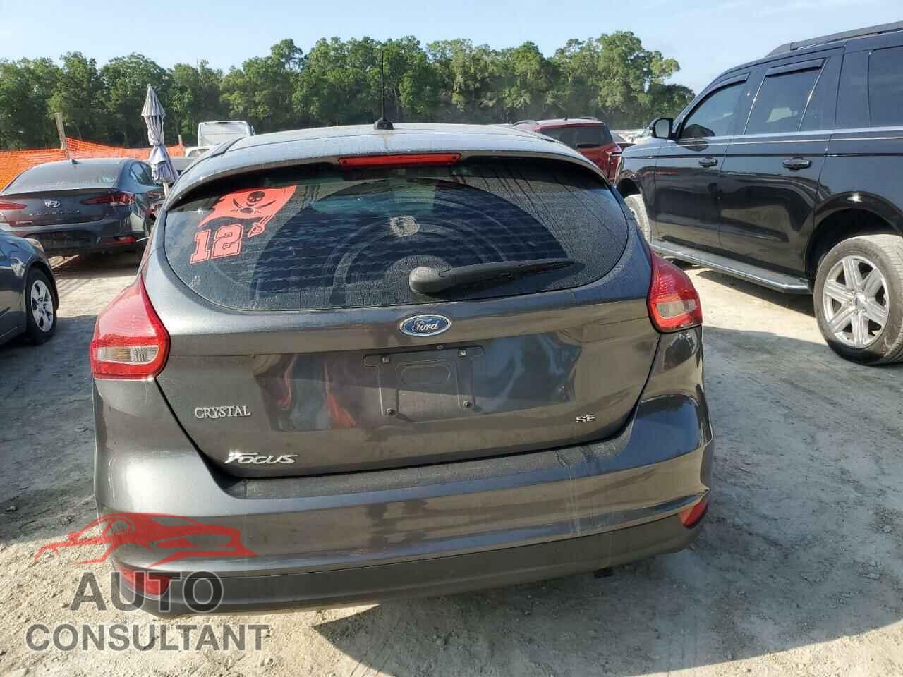 FORD FOCUS 2017 - 1FADP3K22HL331336
