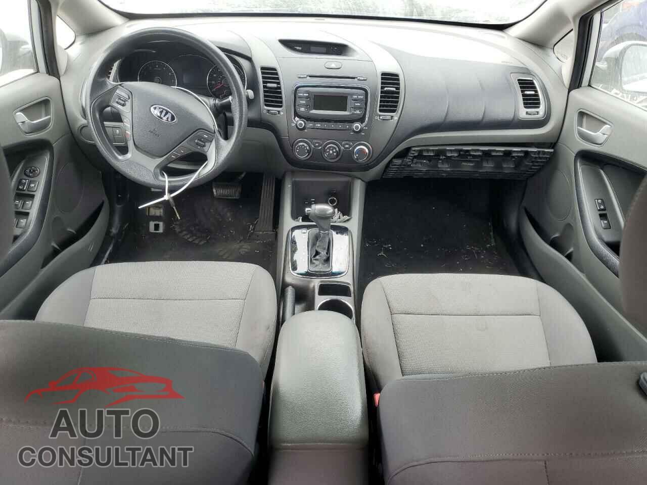 KIA FORTE 2017 - 3KPFK4A79HE103685