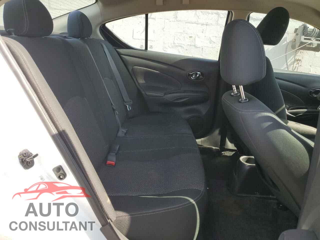 NISSAN VERSA 2019 - 3N1CN7AP3KL846490