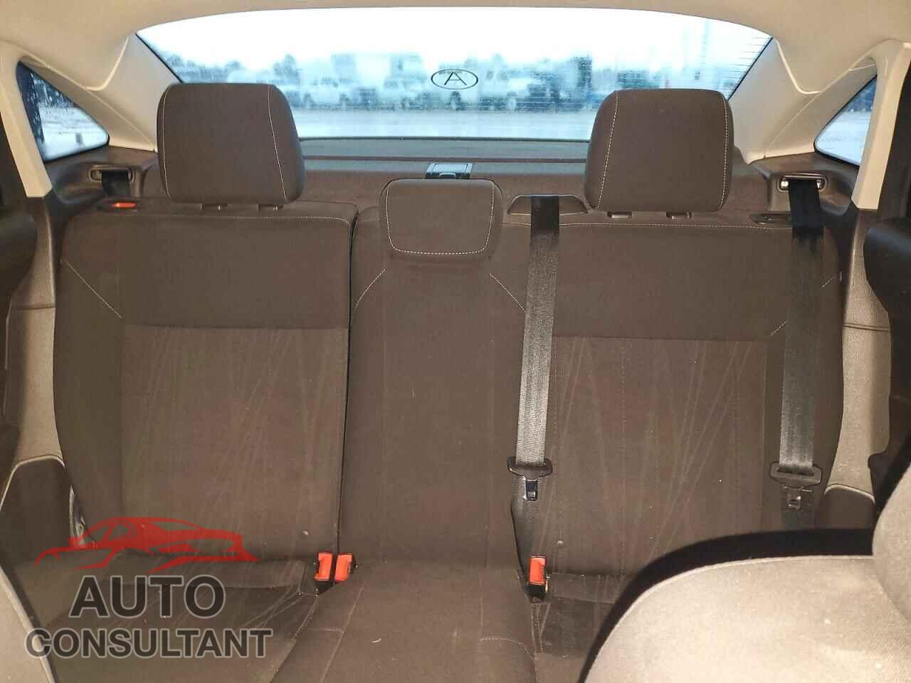 FORD FOCUS 2016 - 1FADP3E29GL229882