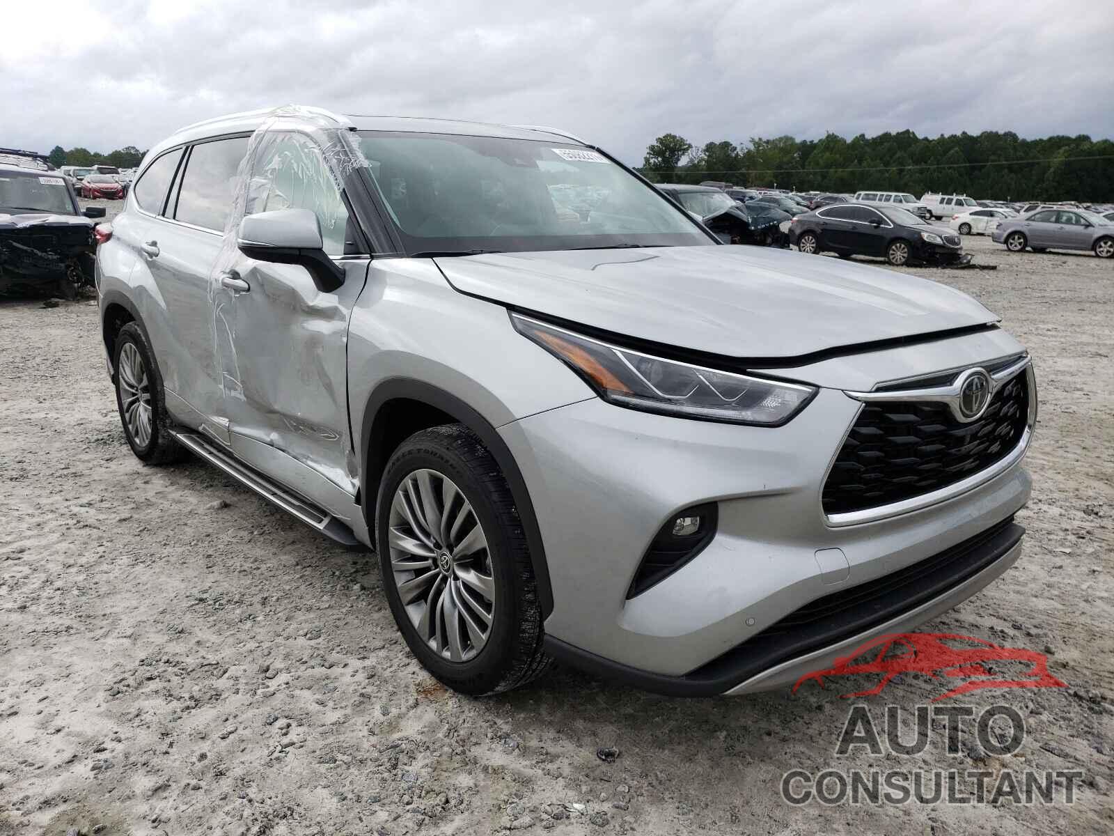 TOYOTA HIGHLANDER 2021 - 5TDFZRAH0MS057634