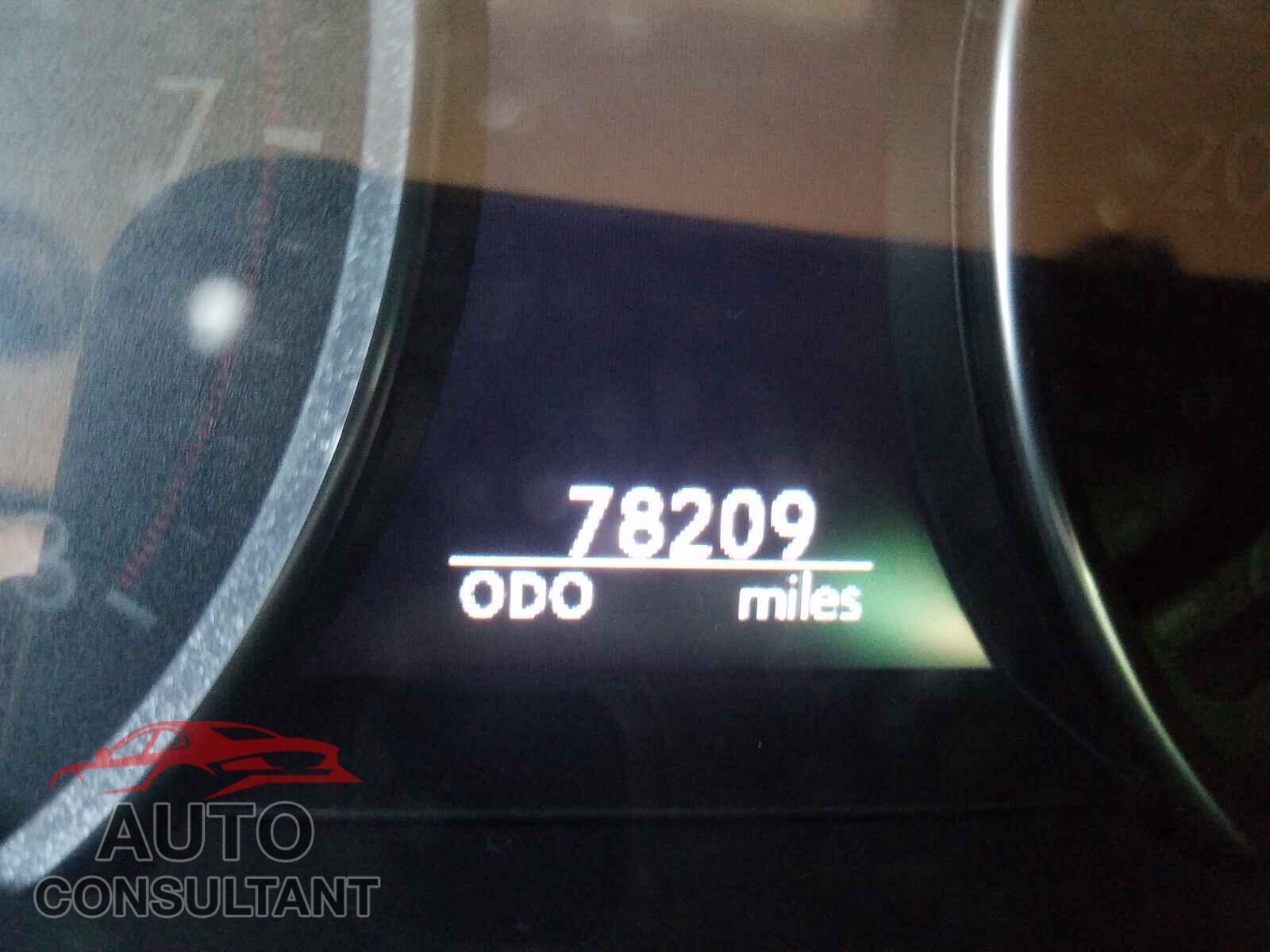 LEXUS LS460 2016 - JTHCL5EF8G5026596
