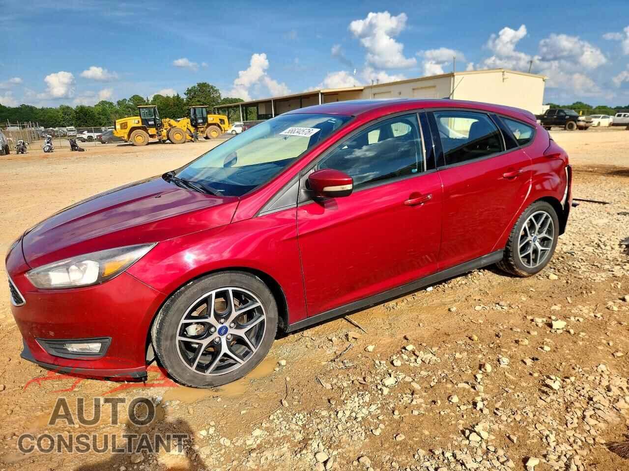 FORD FOCUS 2017 - 1FADP3M23HL339927