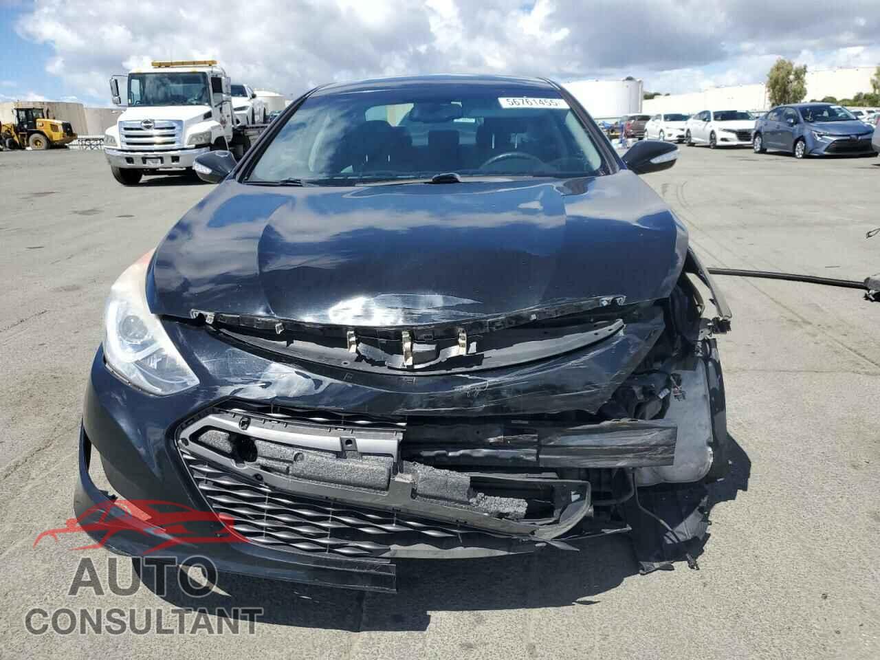 HYUNDAI SONATA 2014 - KMHEC4A47EA113253