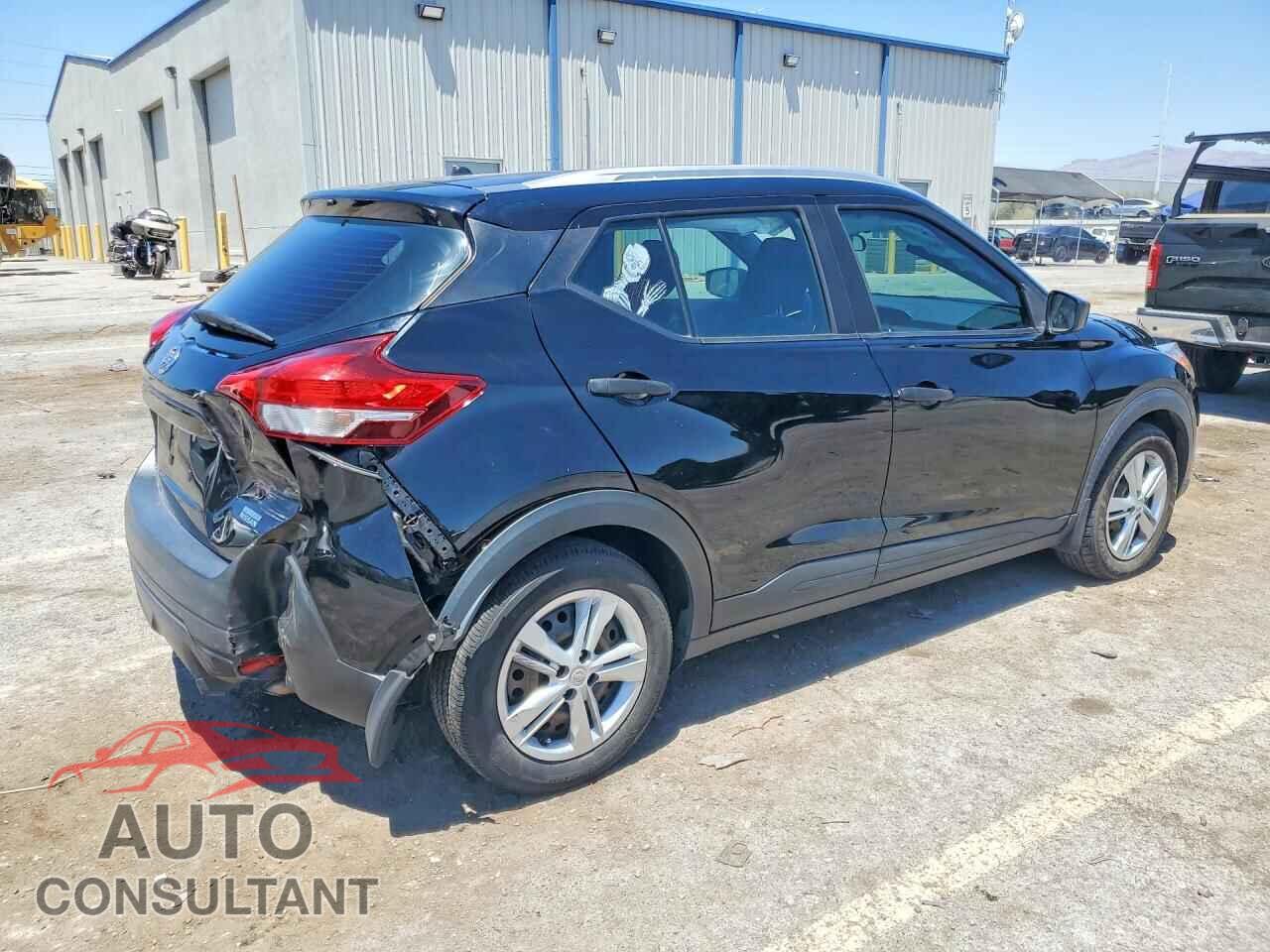 NISSAN KICKS 2019 - 3N1CP5CU3KL500246