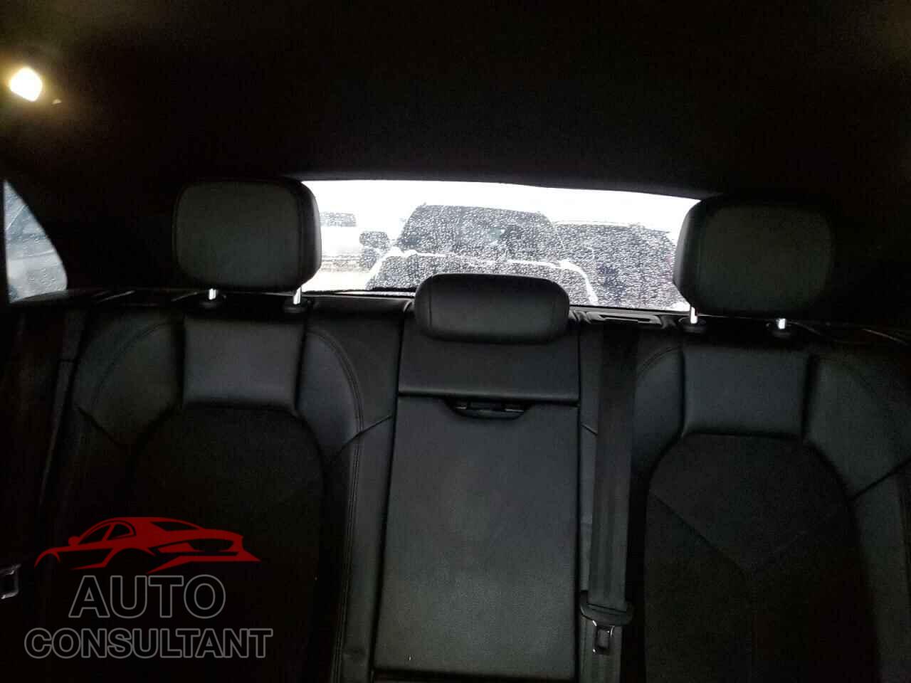 PORSCHE MACAN 2017 - WP1AA2A58HLB80960