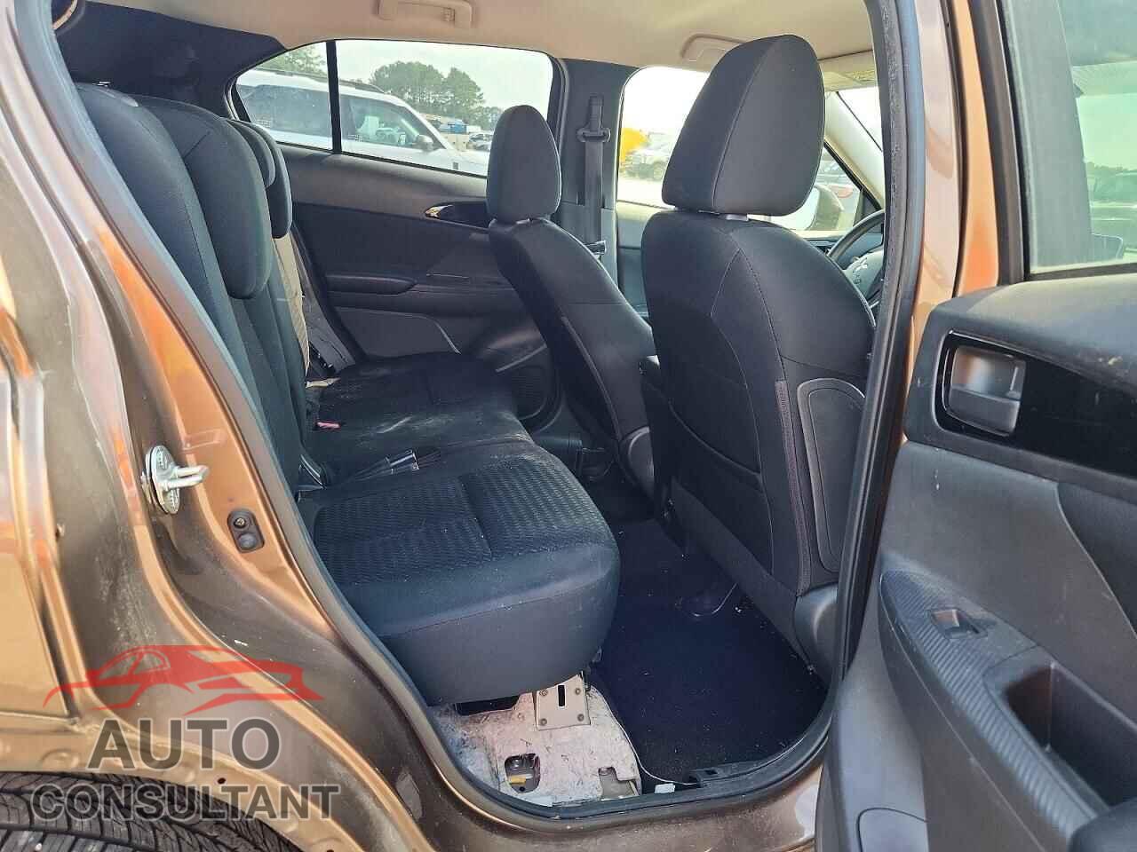 MITSUBISHI ECLIPSE 2018 - JA4AT4AA5JZ050362