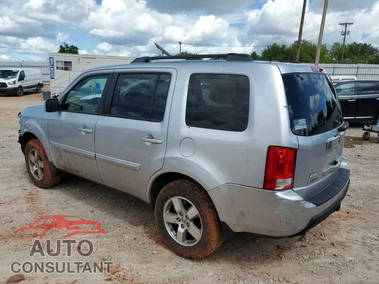 HONDA PILOT 2011 - 5FNYF3H79BB020255