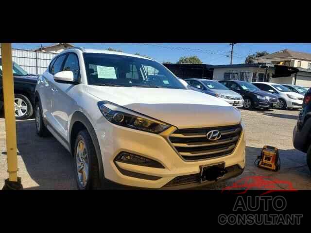 HYUNDAI TUCSON 2017 - KM8J33A42HU467032