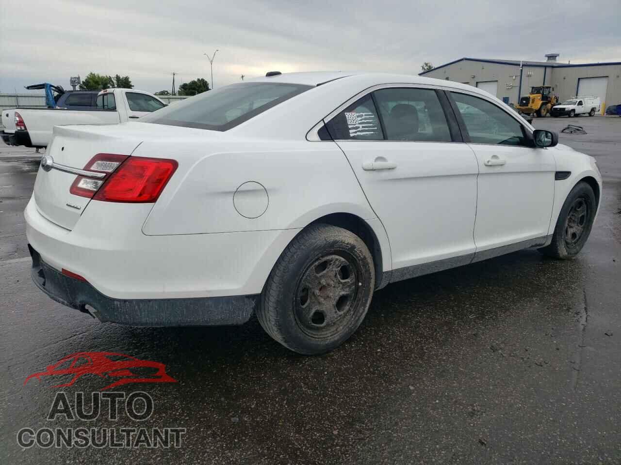 FORD TAURUS 2015 - 1FAHP2L82FG163718