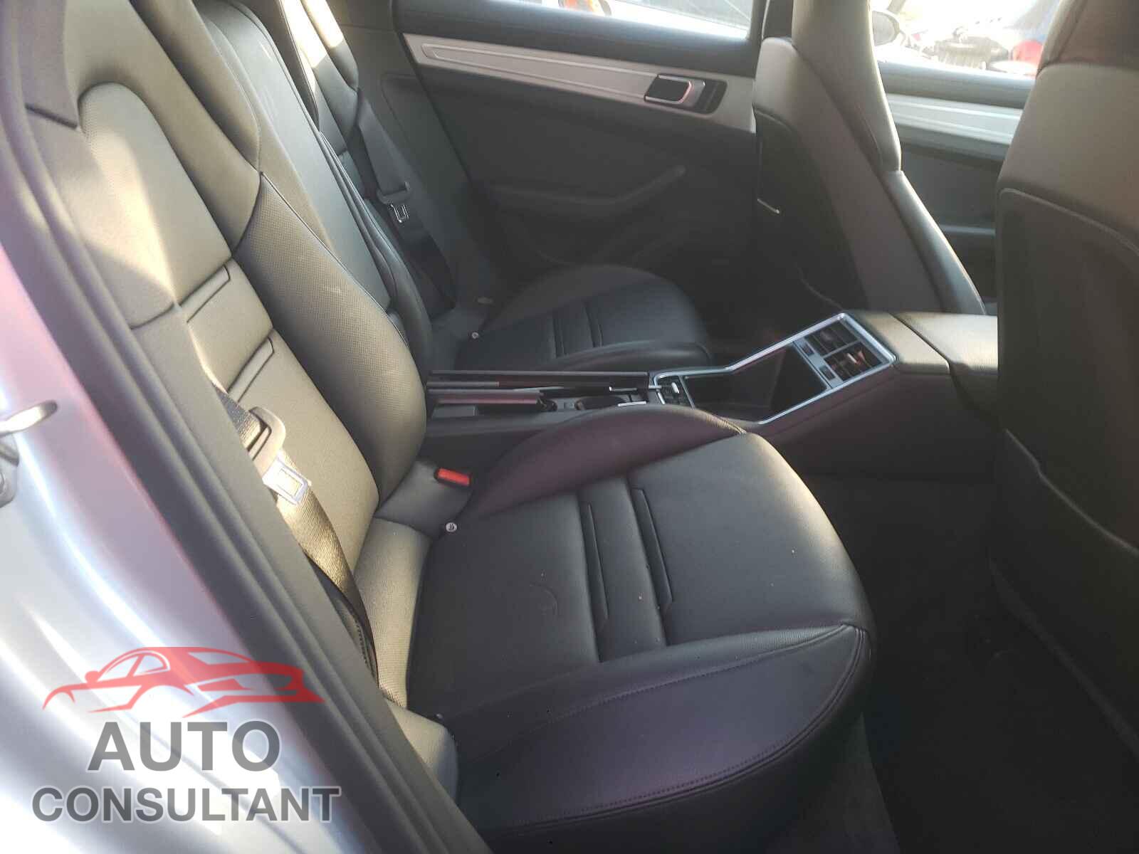 PORSCHE PANAMERA 2018 - WP0AA2A70JL112869