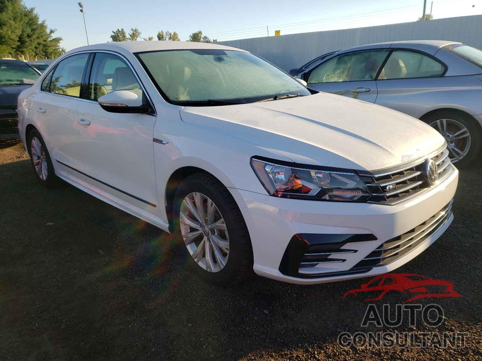 VOLKSWAGEN PASSAT 2017 - 1VWDT7A34HC051907