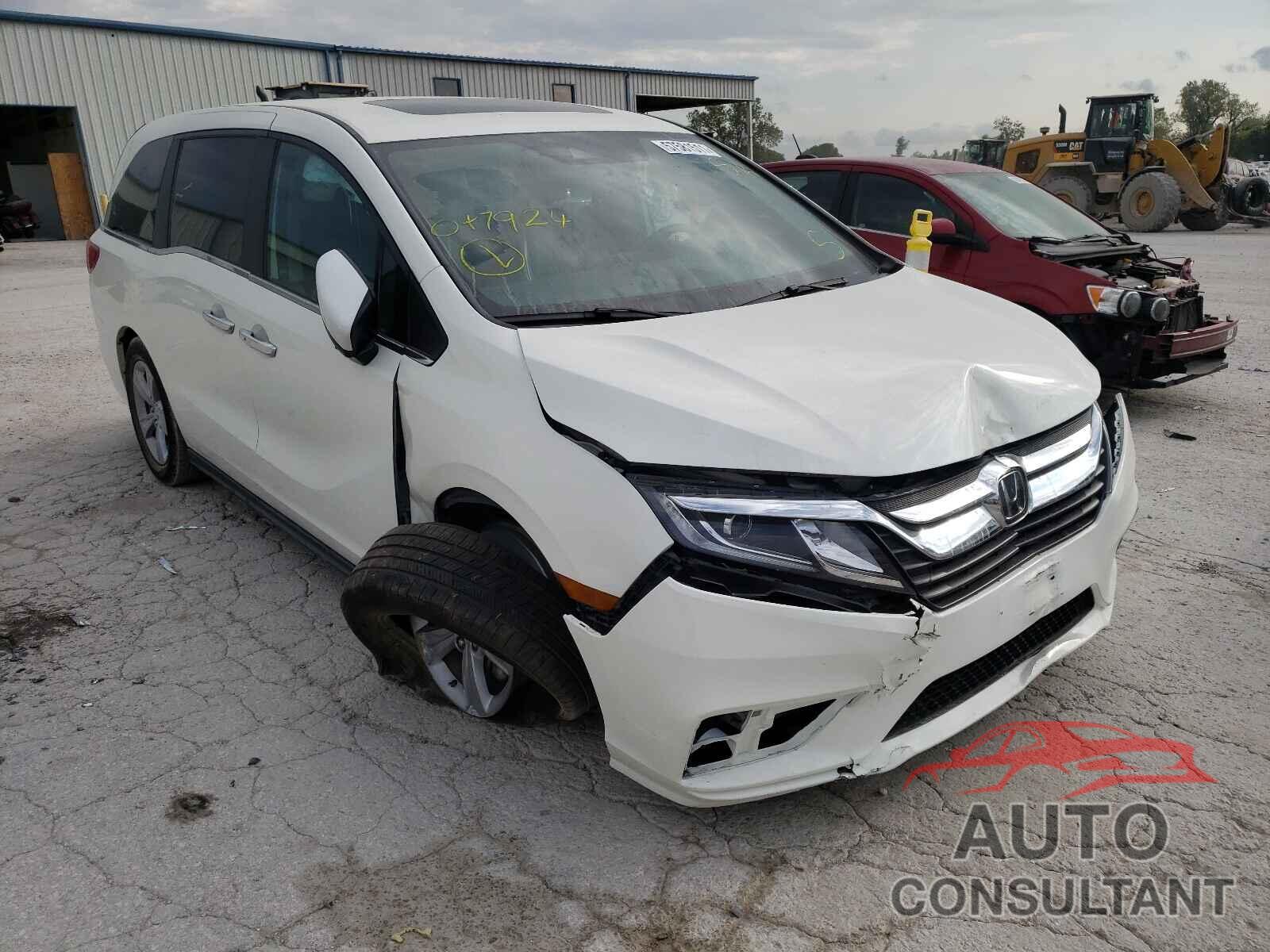 HONDA ODYSSEY 2018 - 5FNRL6H70JB047924