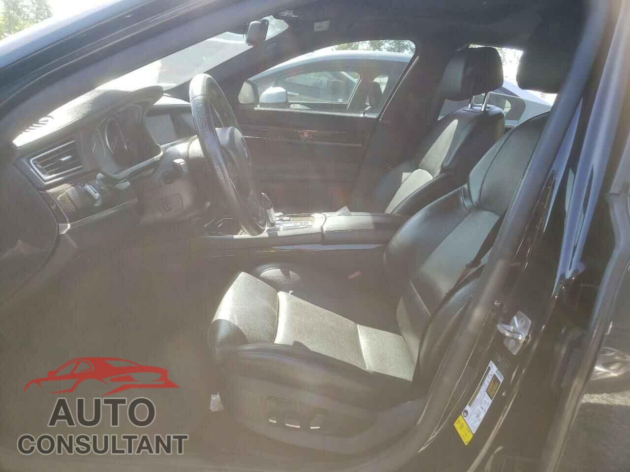 BMW 7 SERIES 2012 - WBAKA8C59CDX01027