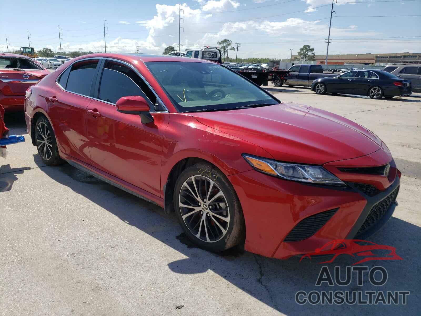 TOYOTA CAMRY 2020 - 4T1G11AK7LU361168