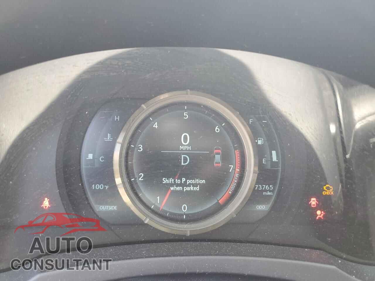 LEXUS IS 2015 - JTHCE1D20F5005984