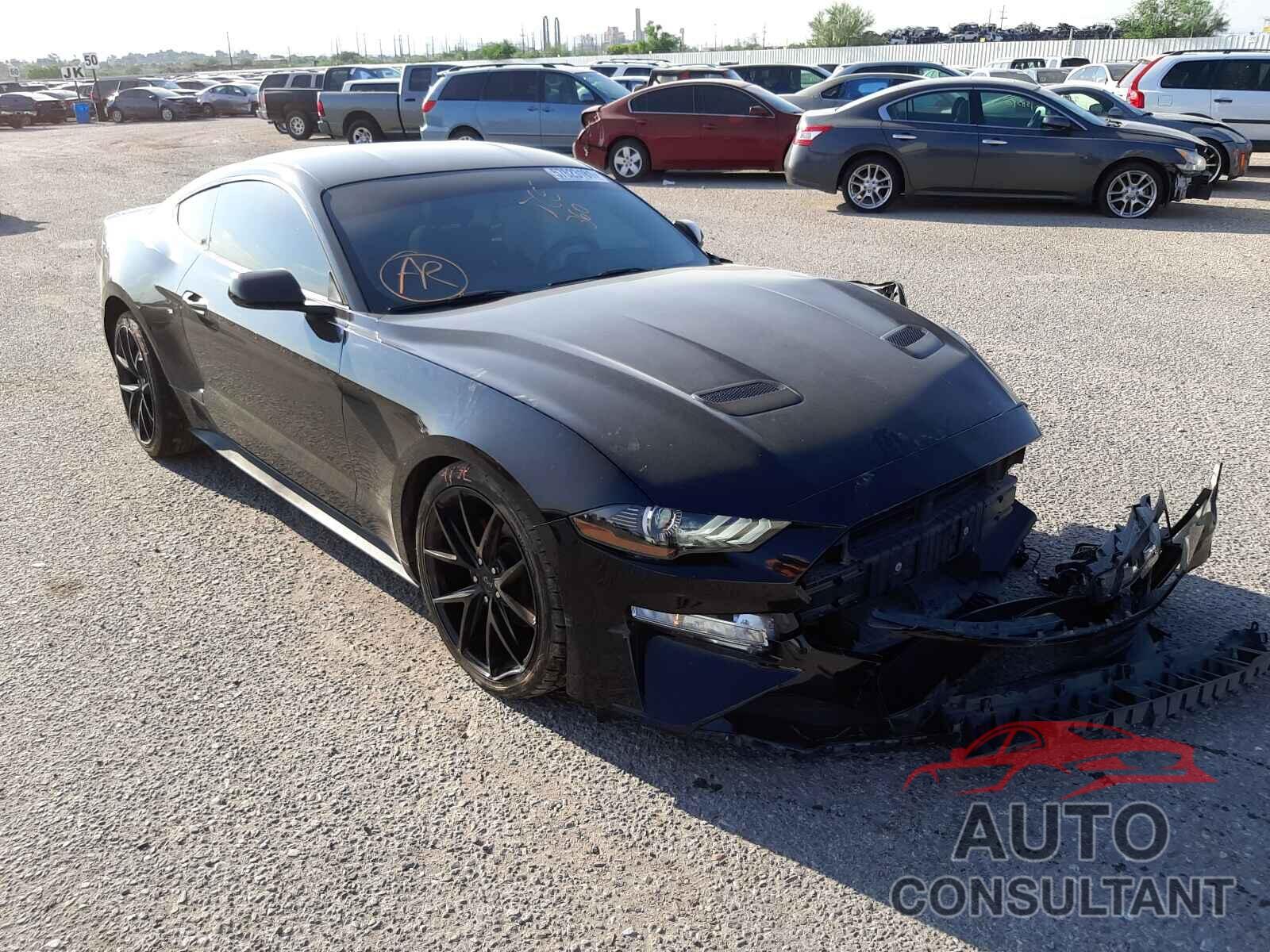 FORD MUSTANG 2018 - 1FA6P8TH1J5109115
