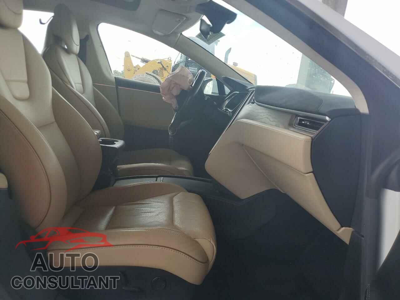 TESLA MODEL S 2017 - 5YJSA1E17HF185562