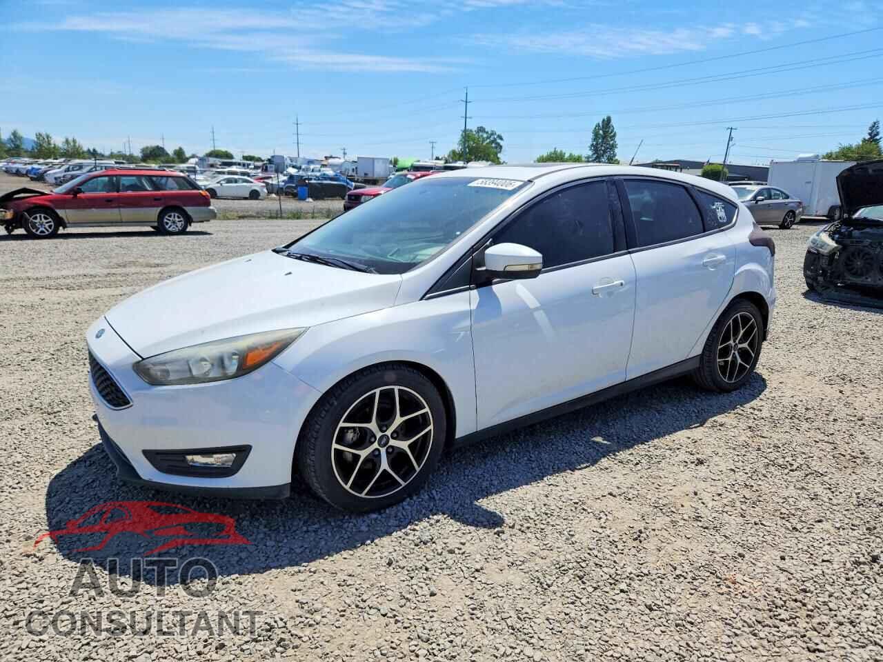 FORD FOCUS 2017 - 1FADP3M25HL264566