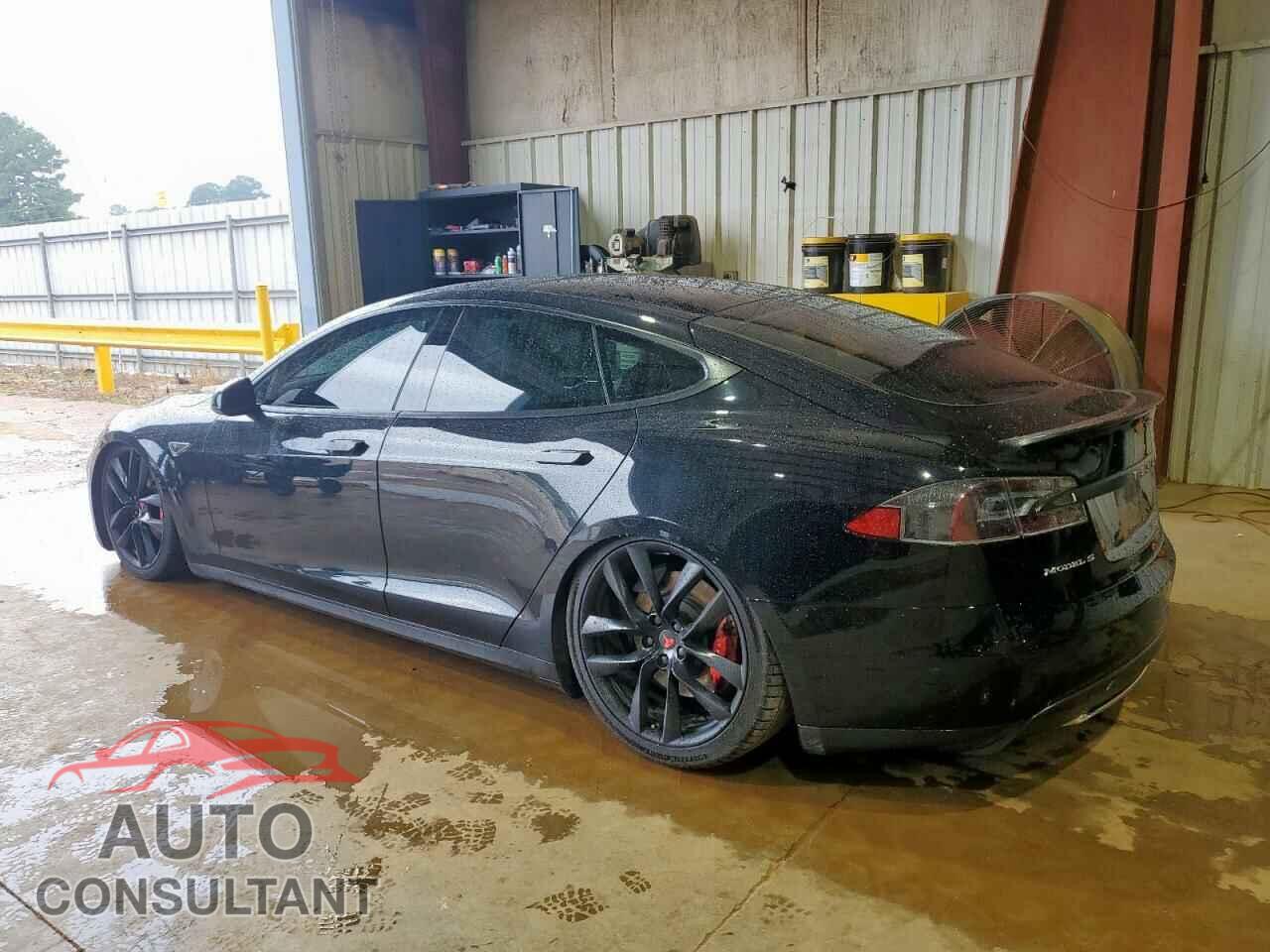 TESLA MODEL S 2015 - 5YJSA1V42FF099308
