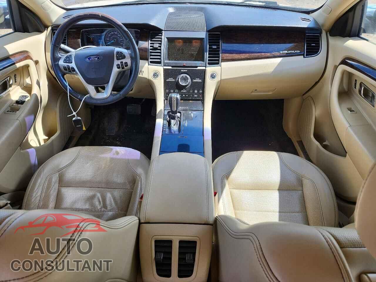 FORD TAURUS 2018 - 1FAHP2F83JG130389