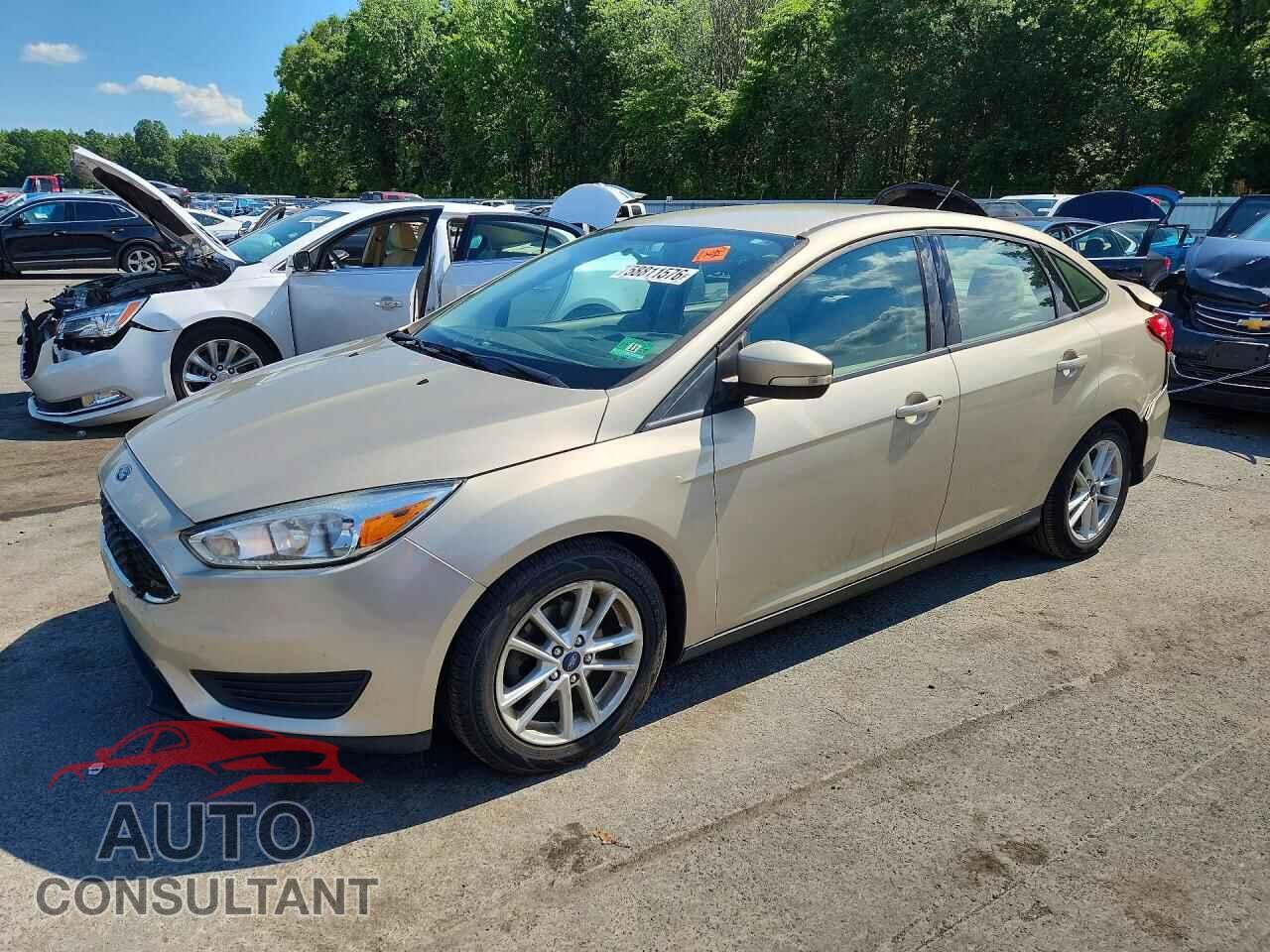 FORD FOCUS 2017 - 1FADP3F24HL212312