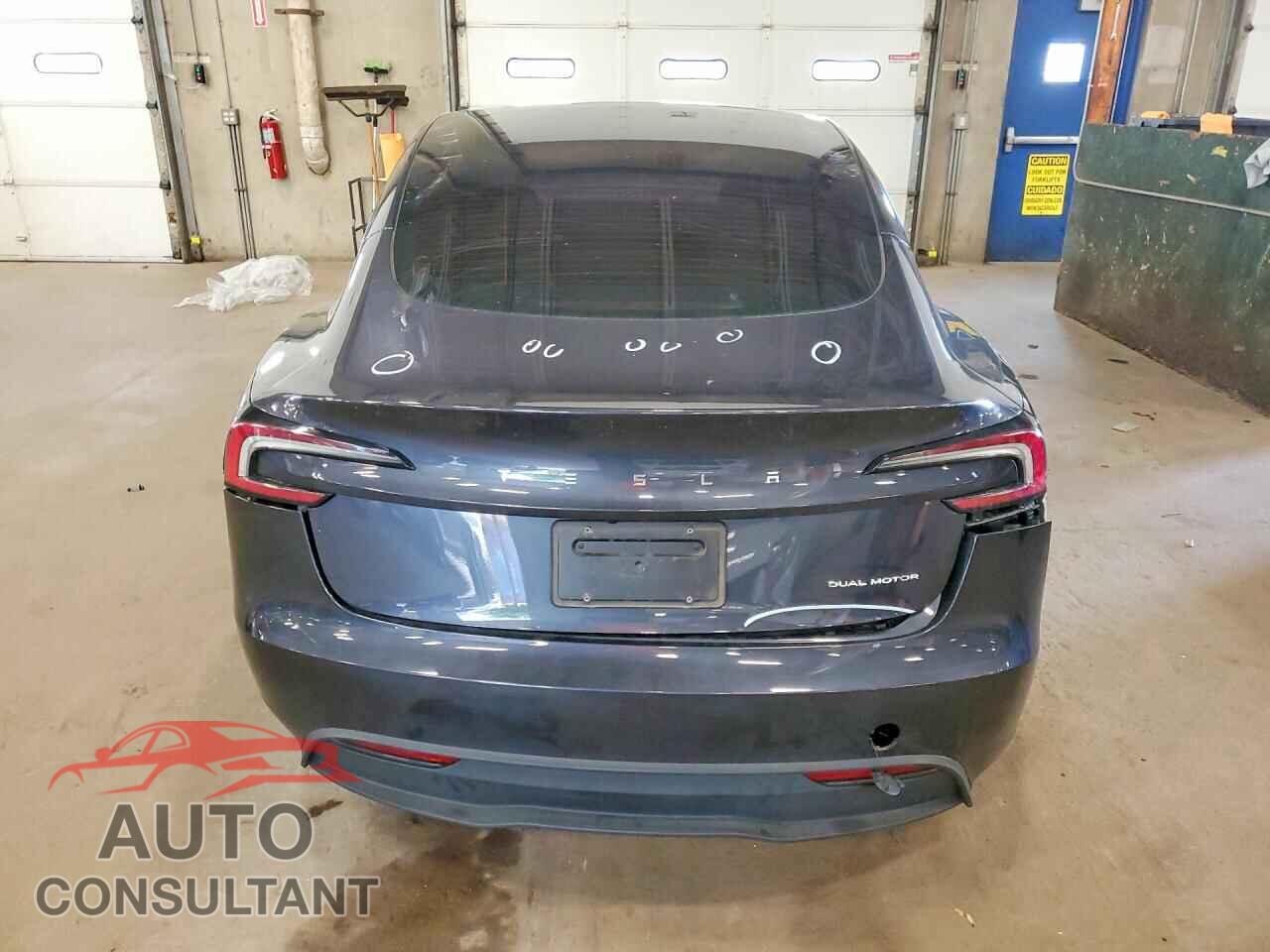 TESLA MODEL 3 2024 - 5YJ3E1EB4RF835399