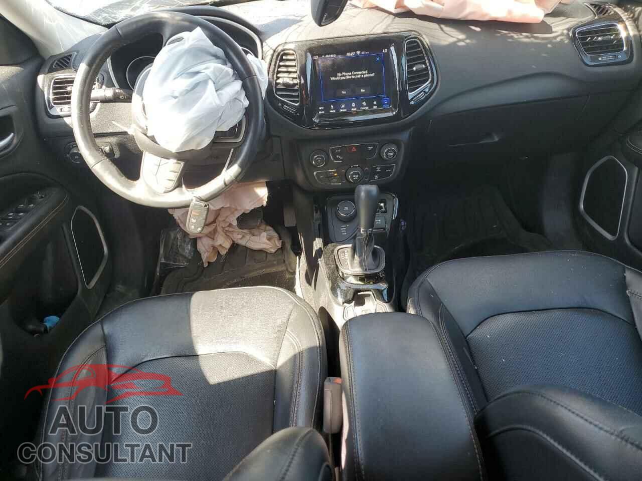 JEEP COMPASS 2019 - 3C4NJDCB4KT661088