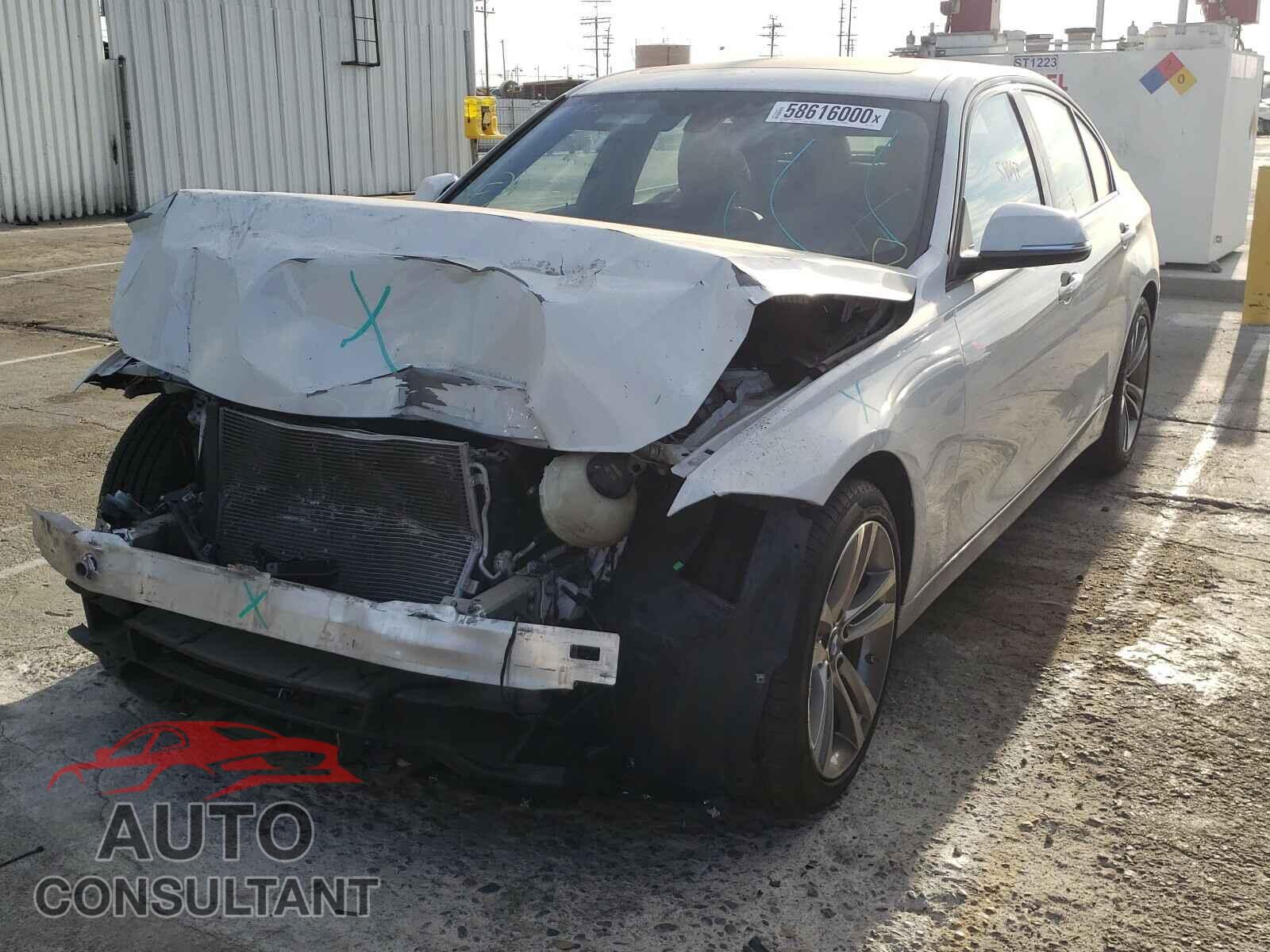 BMW 3 SERIES 2016 - WBA8E9C56GK647921