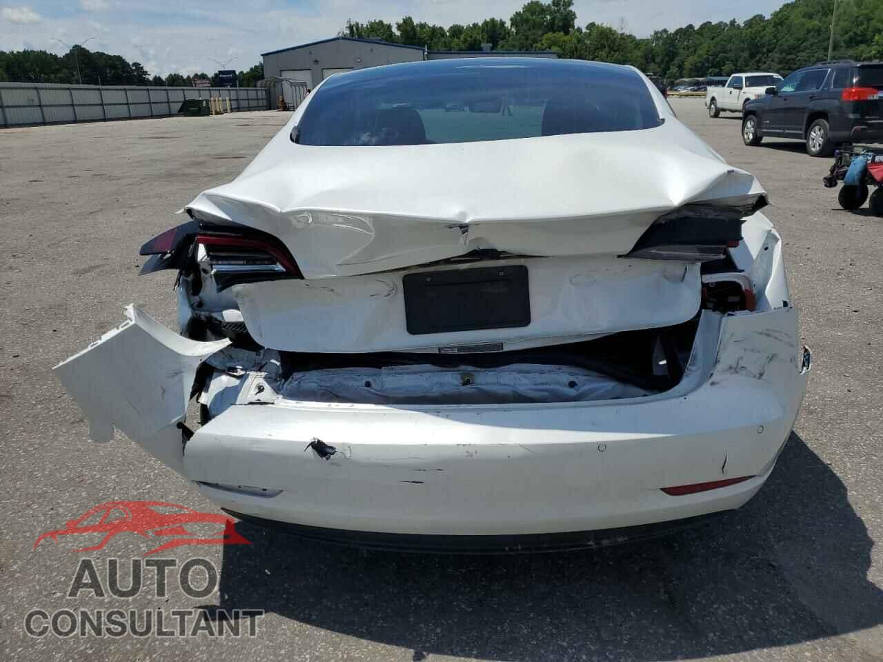 TESLA MODEL 3 2021 - 5YJ3E1EA0MF996140