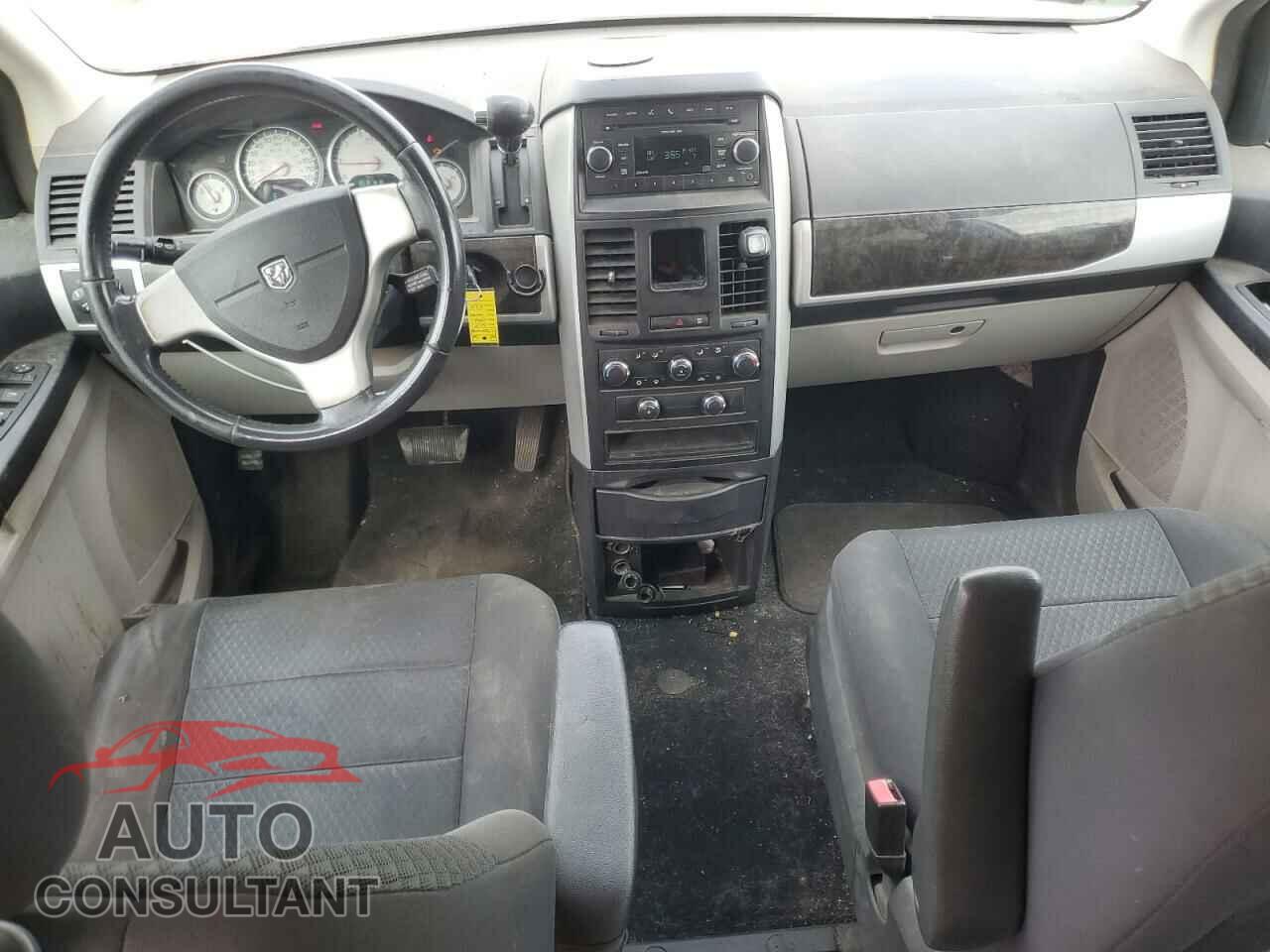 DODGE CARAVAN 2010 - 2D4RN5D18AR317902
