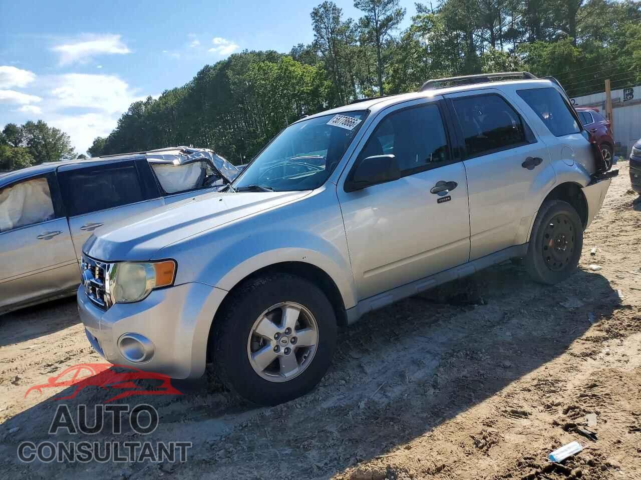 FORD ESCAPE 2010 - 1FMCU0D70AKA42758