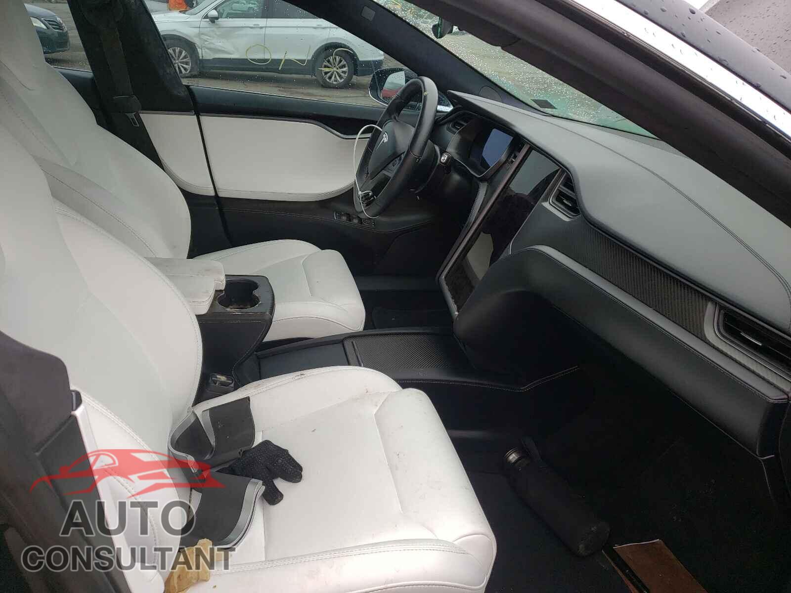 TESLA MODEL S 2018 - 5YJSA1E29JF261278