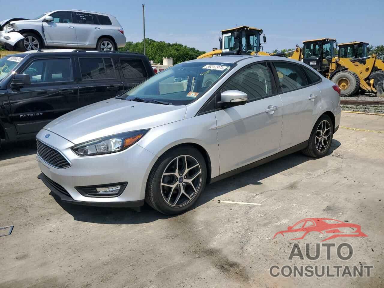 FORD FOCUS 2017 - 1FADP3H20HL331942