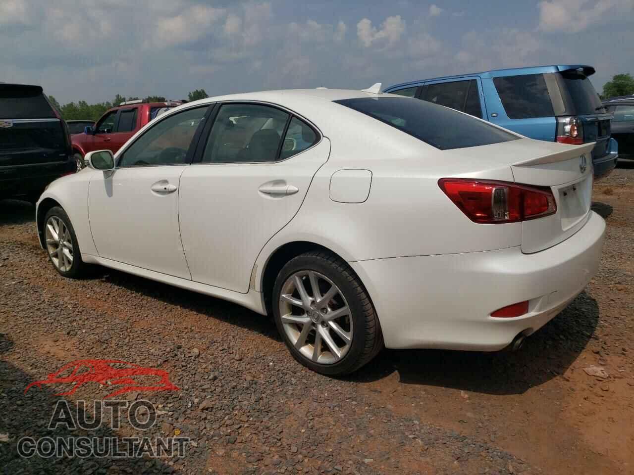 LEXUS IS 2011 - JTHCF5C25B5048510